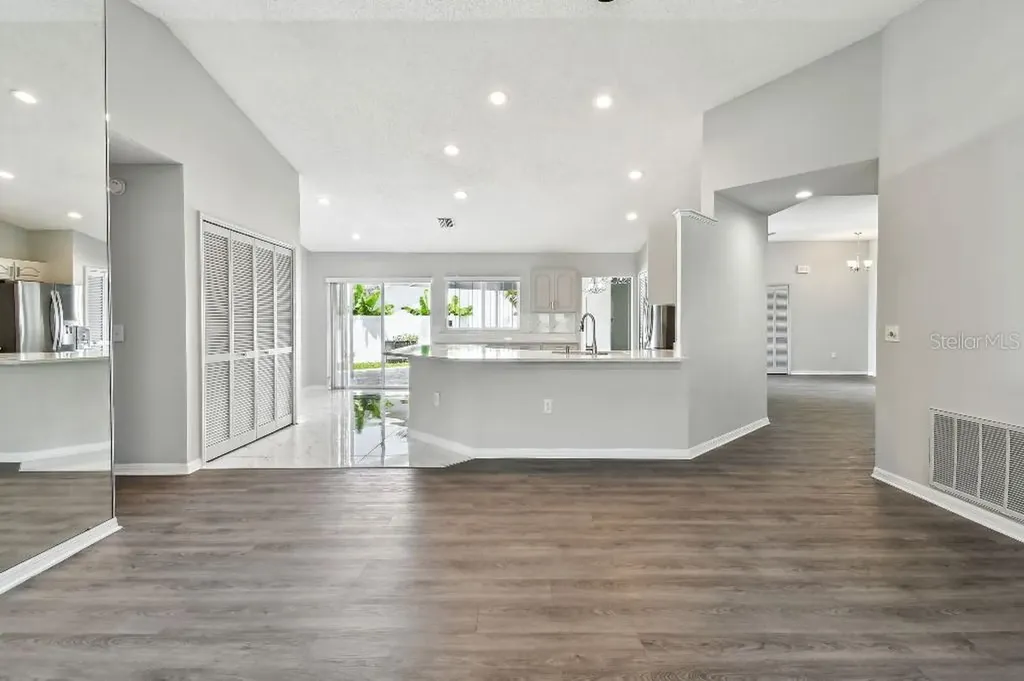 915 Brittany Park Boulevard Tarpon Springs FL 34689