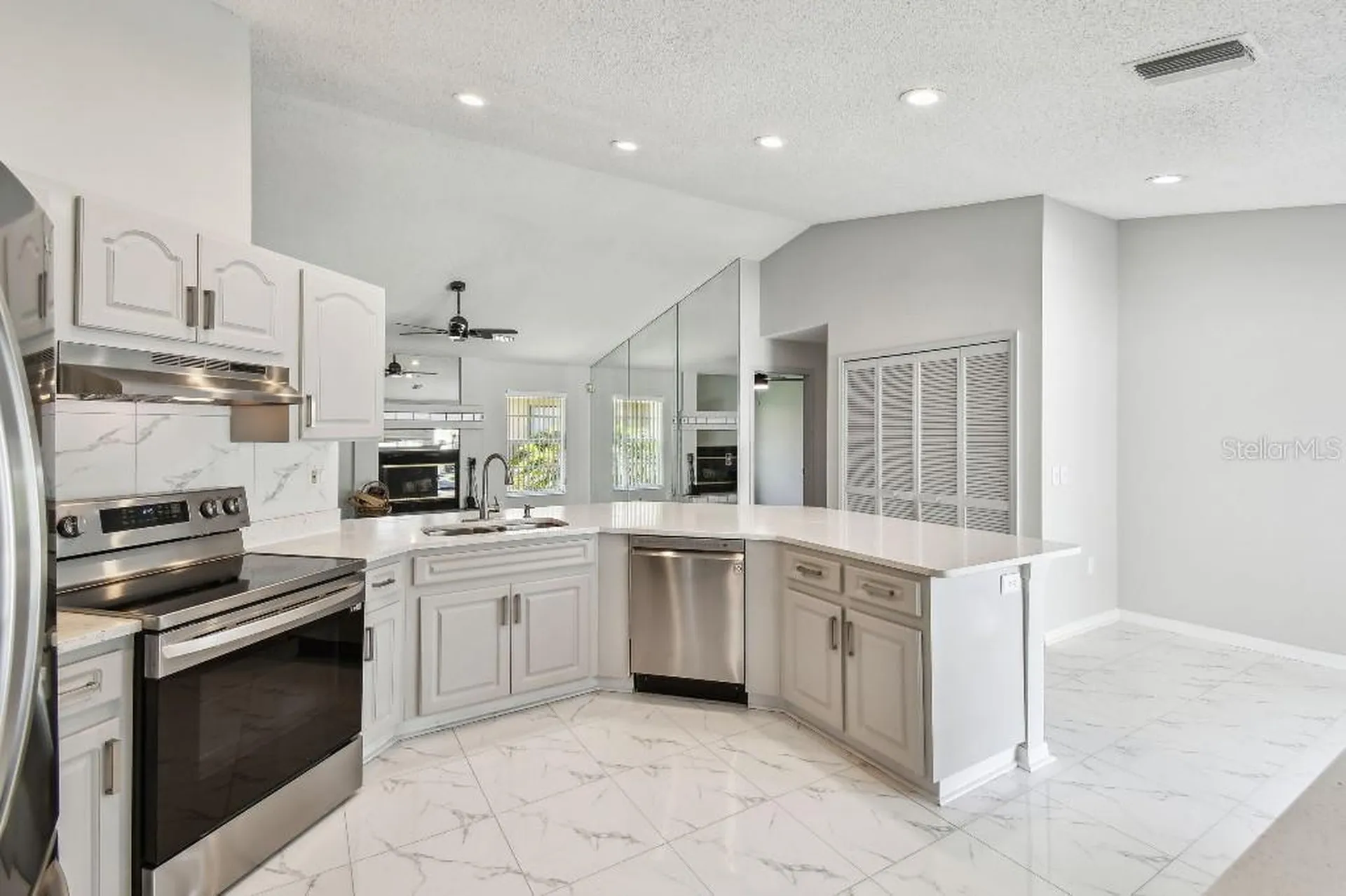 915 Brittany Park Boulevard Tarpon Springs FL 34689