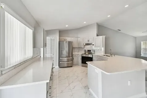 915 Brittany Park Boulevard Tarpon Springs FL 34689
