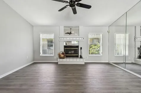 915 Brittany Park Boulevard Tarpon Springs FL 34689