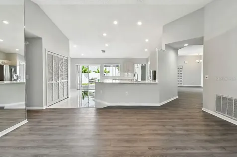 915 Brittany Park Boulevard Tarpon Springs FL 34689