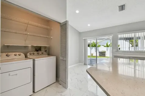 915 Brittany Park Boulevard Tarpon Springs FL 34689