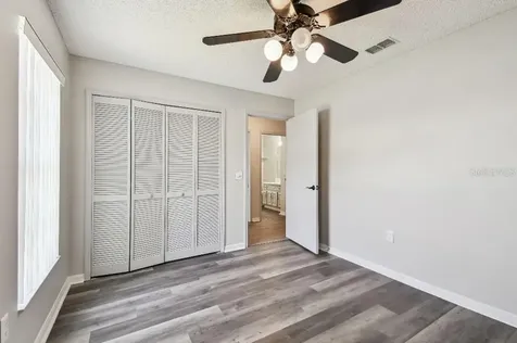 915 Brittany Park Boulevard Tarpon Springs FL 34689