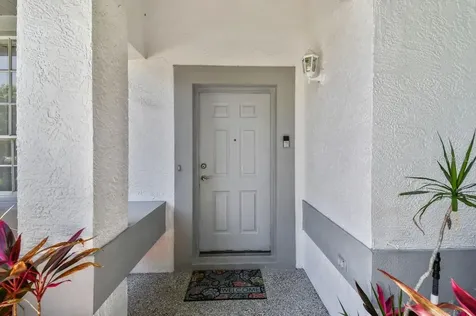 915 Brittany Park Boulevard Tarpon Springs FL 34689