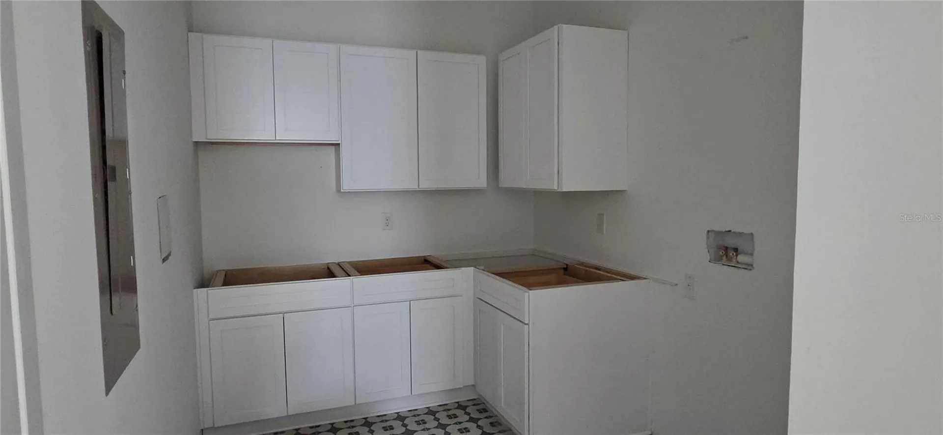 2402 N Glenwood Drive Tampa FL 33602