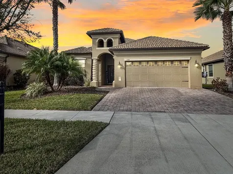 1304 Sea Pines Way Davenport FL 33896