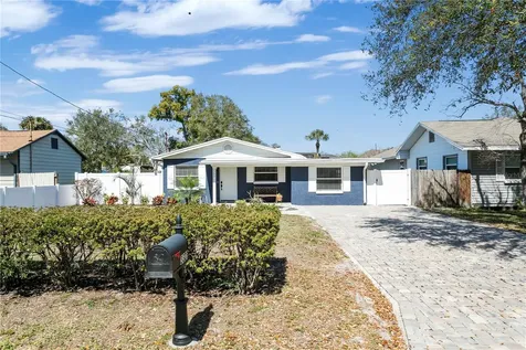 3303 W Price Avenue Tampa FL 33611