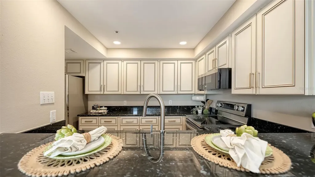 11 Sunset Drive Sarasota FL 34236