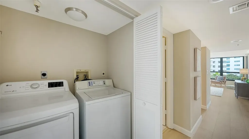 11 Sunset Drive Sarasota FL 34236