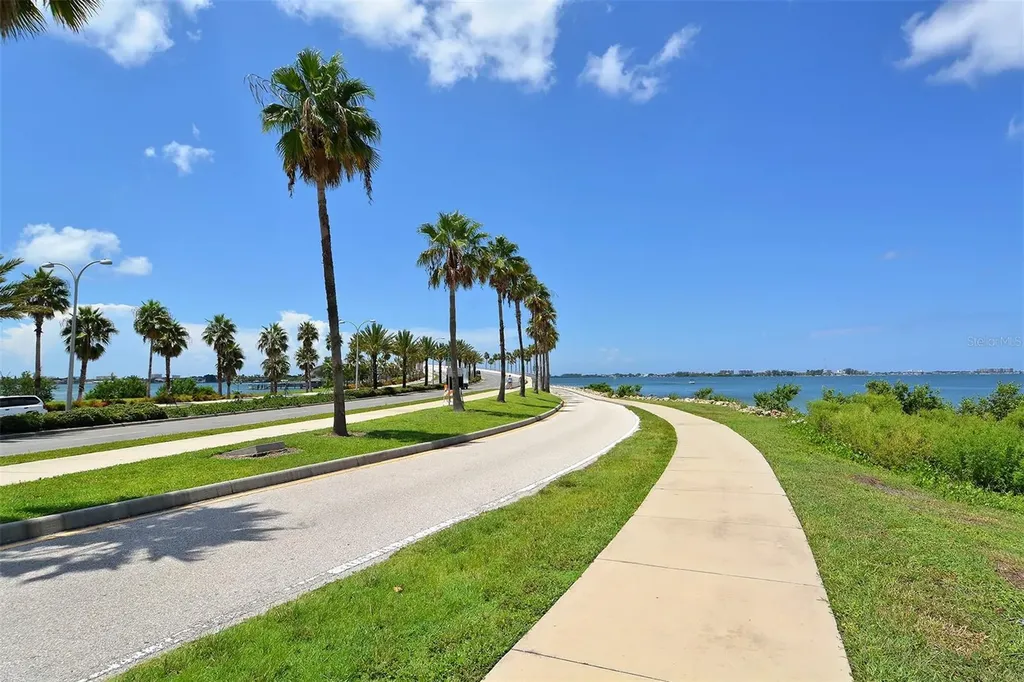 11 Sunset Drive Sarasota FL 34236