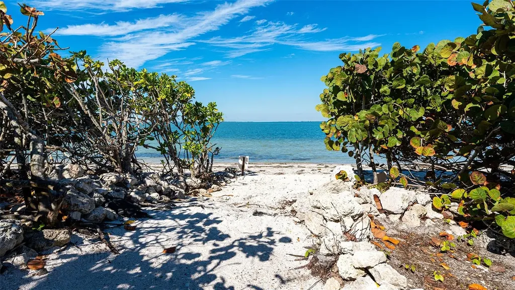 11 Sunset Drive Sarasota FL 34236