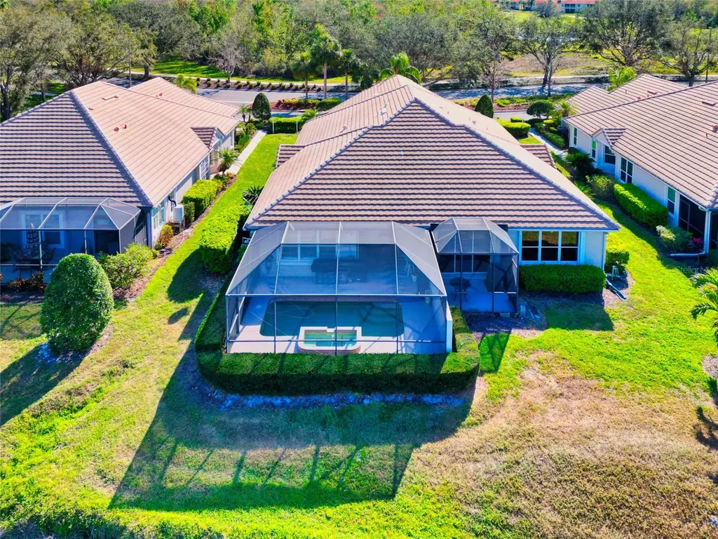 8310 Tartan Fields Circle Lakewood Ranch FL 34202
