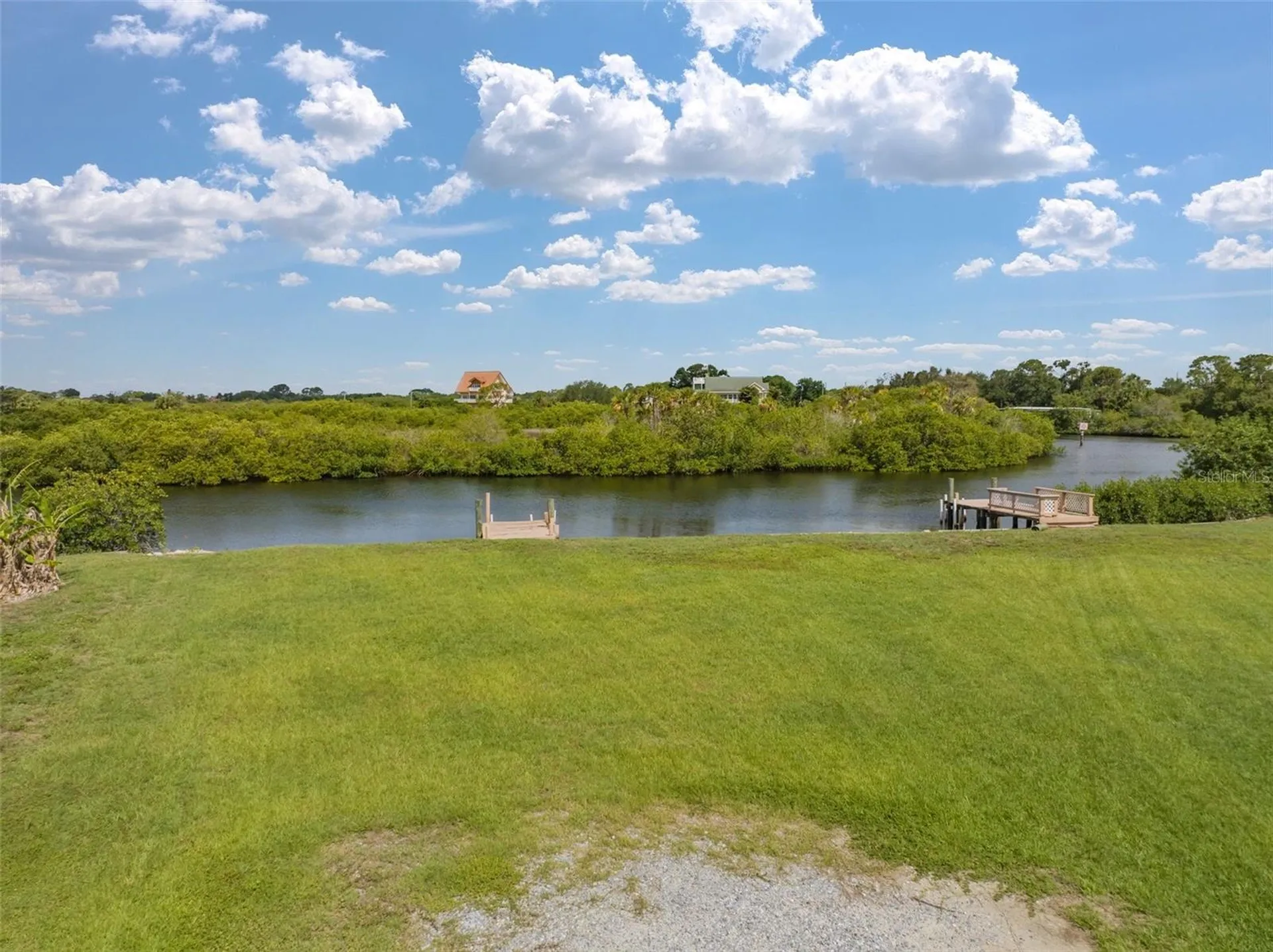 8943 & 8945 Rocky Creek Drive Tampa FL 33615