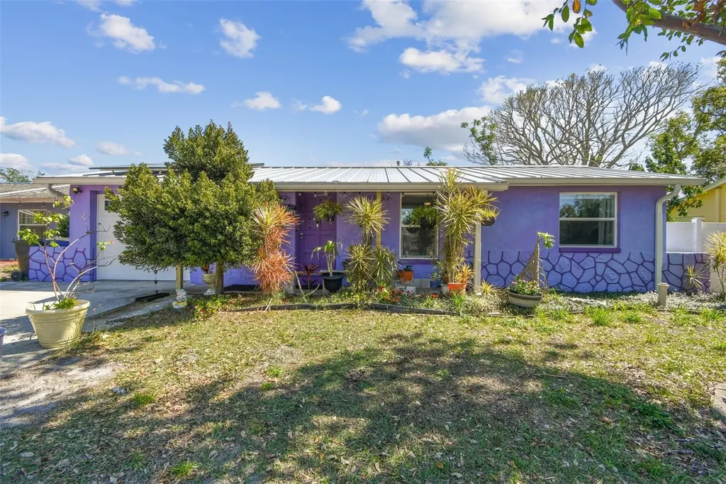 1301 Melonwood Avenue Clearwater FL 33759