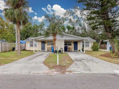 4426-4428 87th Street Court W Bradenton FL 34210