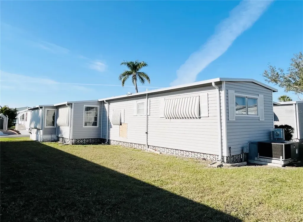 3335 Spanish Oak Terrace Sarasota FL 34237