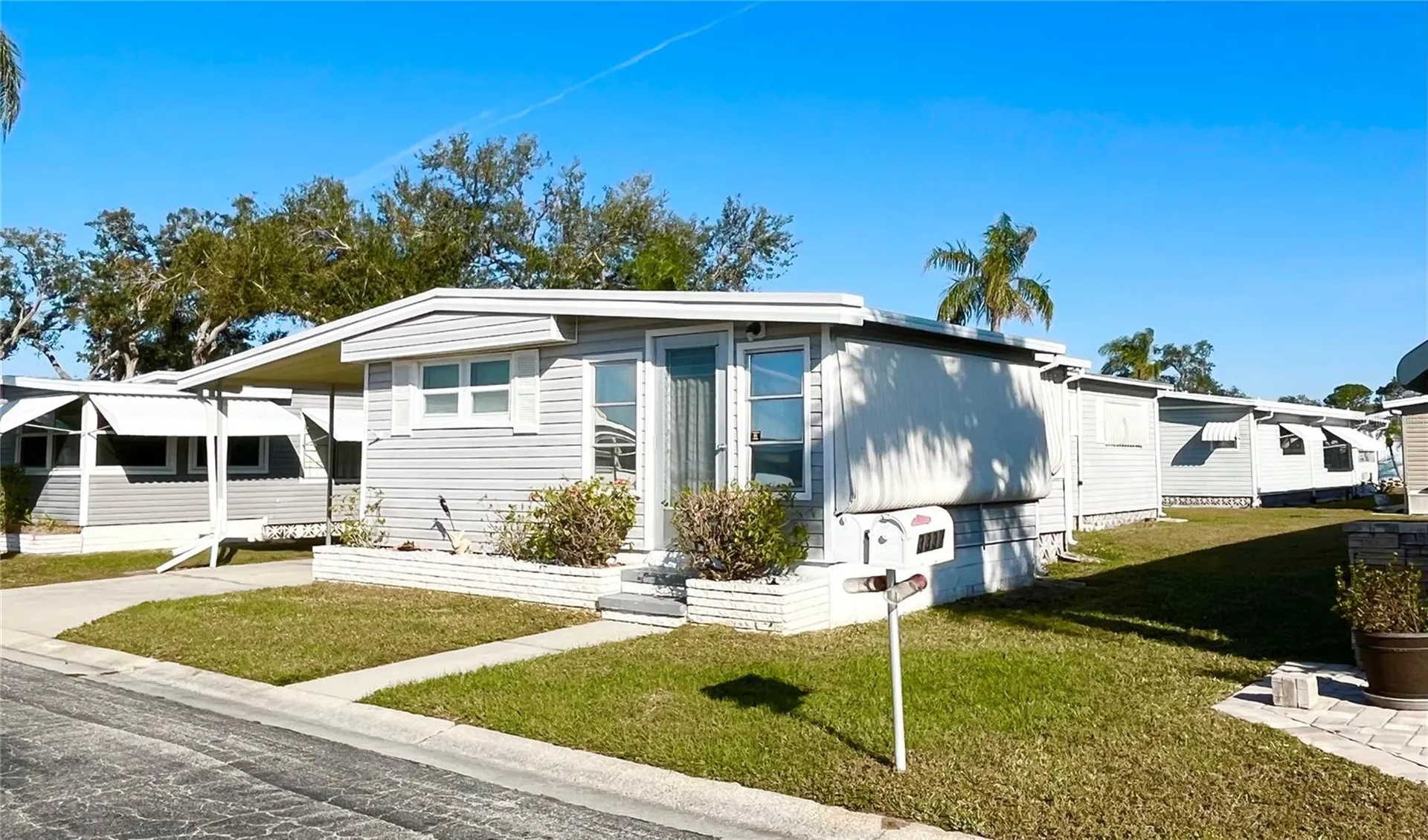 3335 Spanish Oak Terrace Sarasota FL 34237