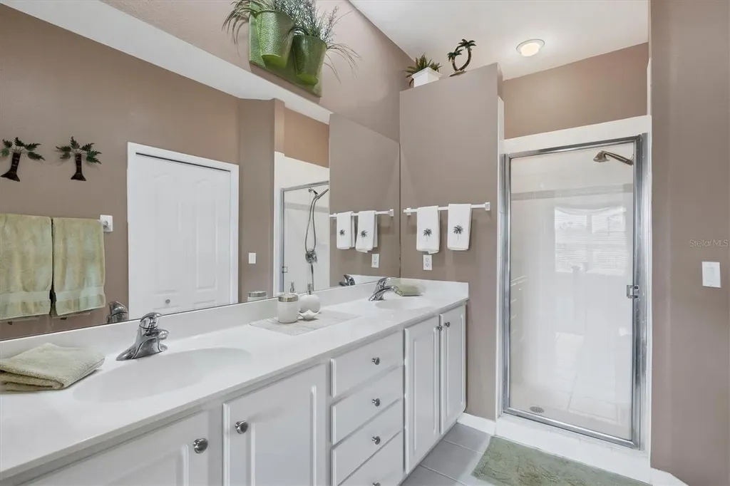 4301 Whispering Oaks Drive North Port FL 34287