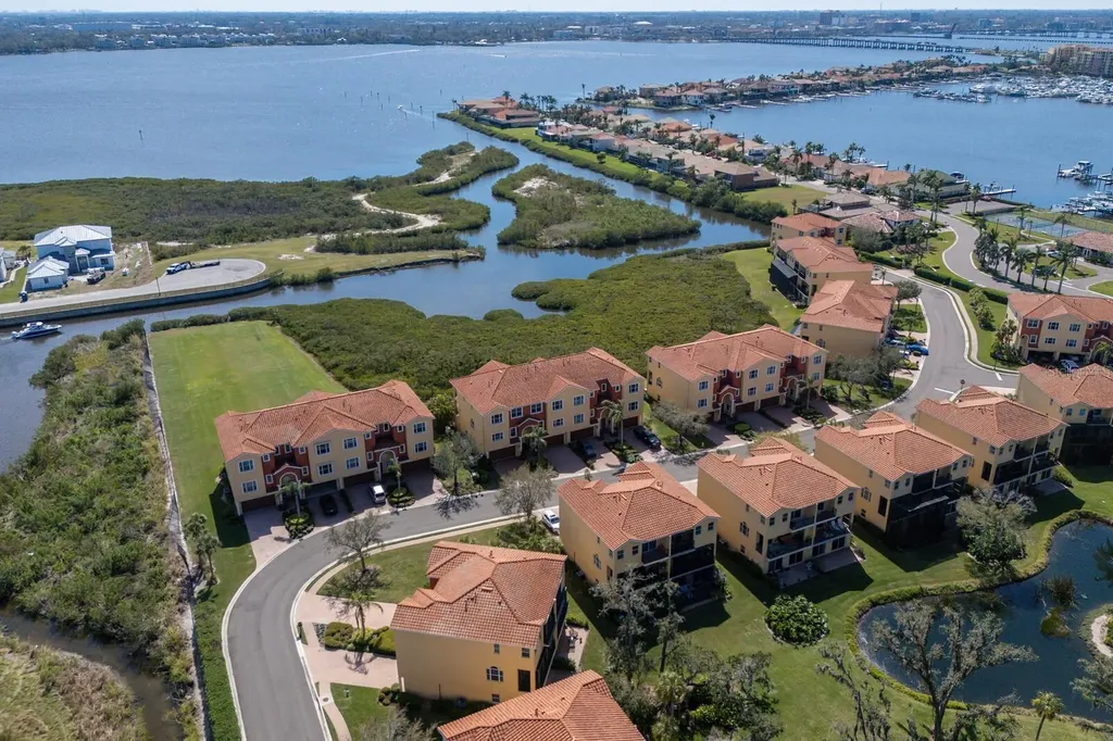 1318 3rd Street Circle E Palmetto FL 34221
