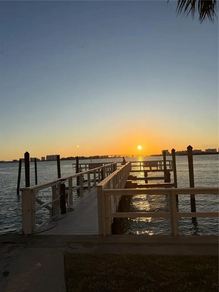 100 Pierce Street Clearwater FL 33756