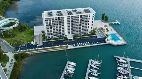 100 Pierce Street Clearwater FL 33756