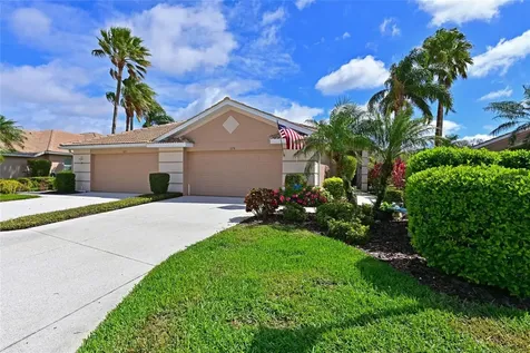 379 Fairway Isles Lane Bradenton FL 34212