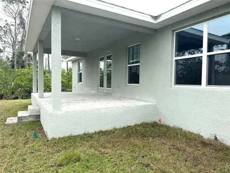 9590 Little Rock Street Port Charlotte FL 33981