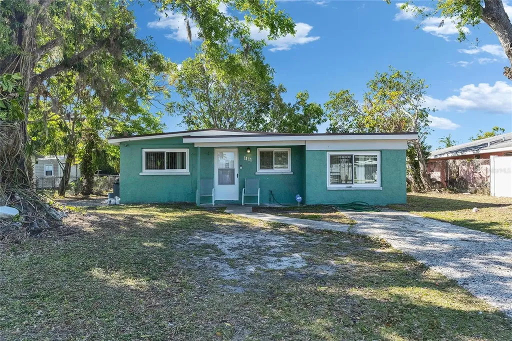 1111 26th Street Court E Palmetto FL 34221