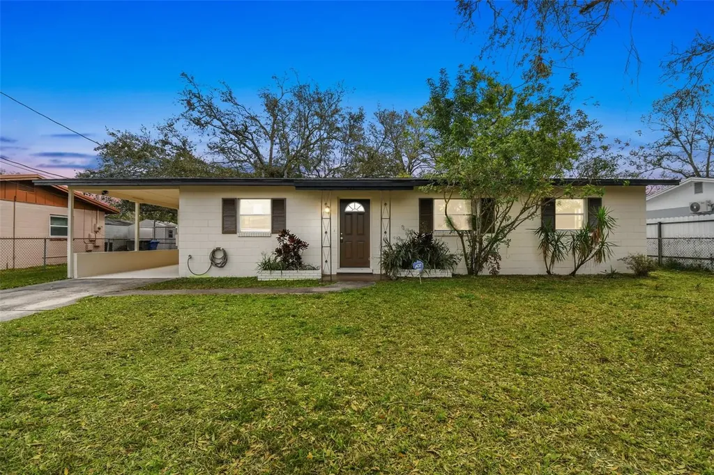 4225 Empire Place Tampa FL 33610