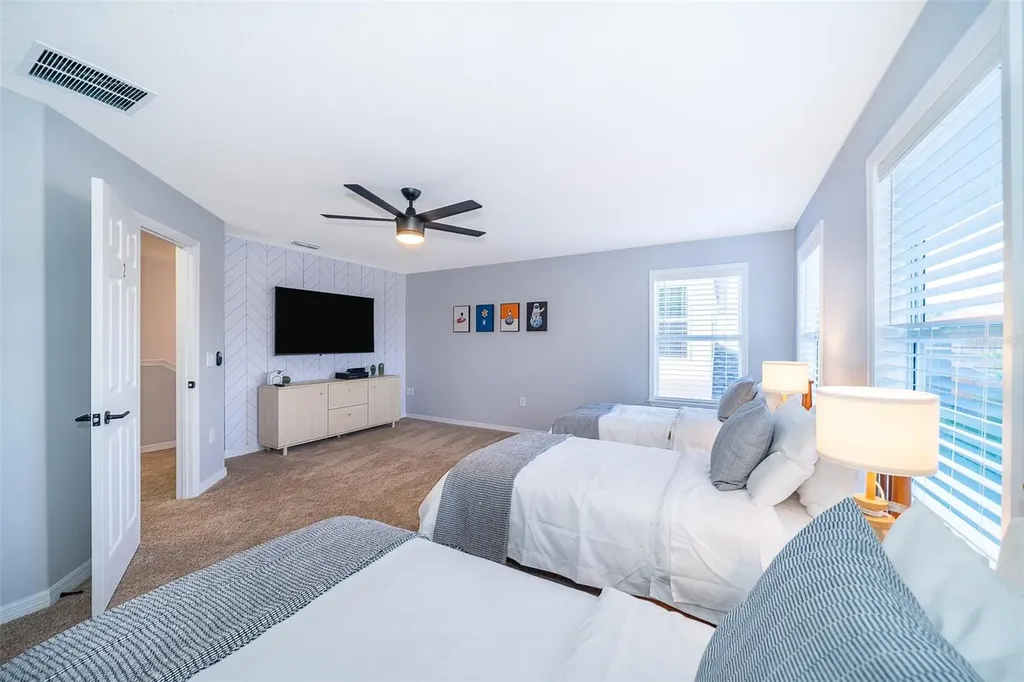 1113 Pine Ridge Drive Davenport FL 33896