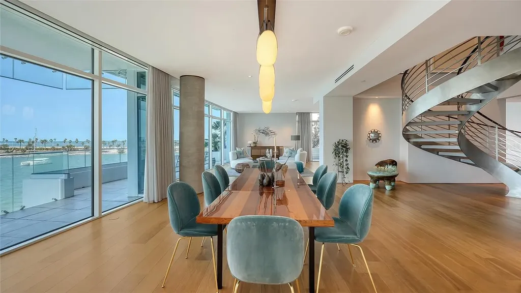 280 Golden Gate Point Sarasota FL 34236