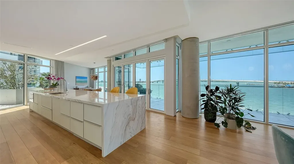 280 Golden Gate Point Sarasota FL 34236