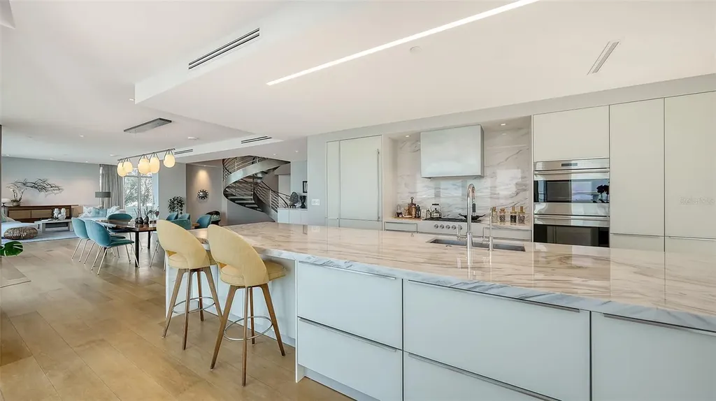 280 Golden Gate Point Sarasota FL 34236