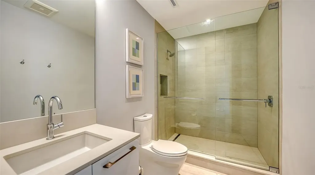 280 Golden Gate Point Sarasota FL 34236