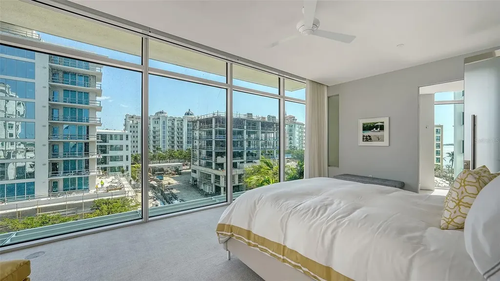 280 Golden Gate Point Sarasota FL 34236