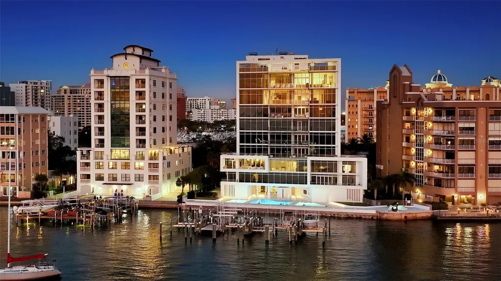 280 Golden Gate Point Sarasota FL 34236