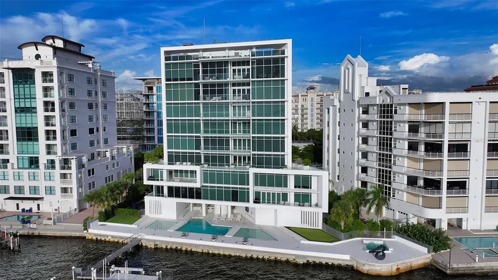 280 Golden Gate Point Sarasota FL 34236