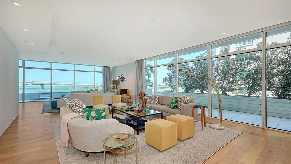 280 Golden Gate Point Sarasota FL 34236