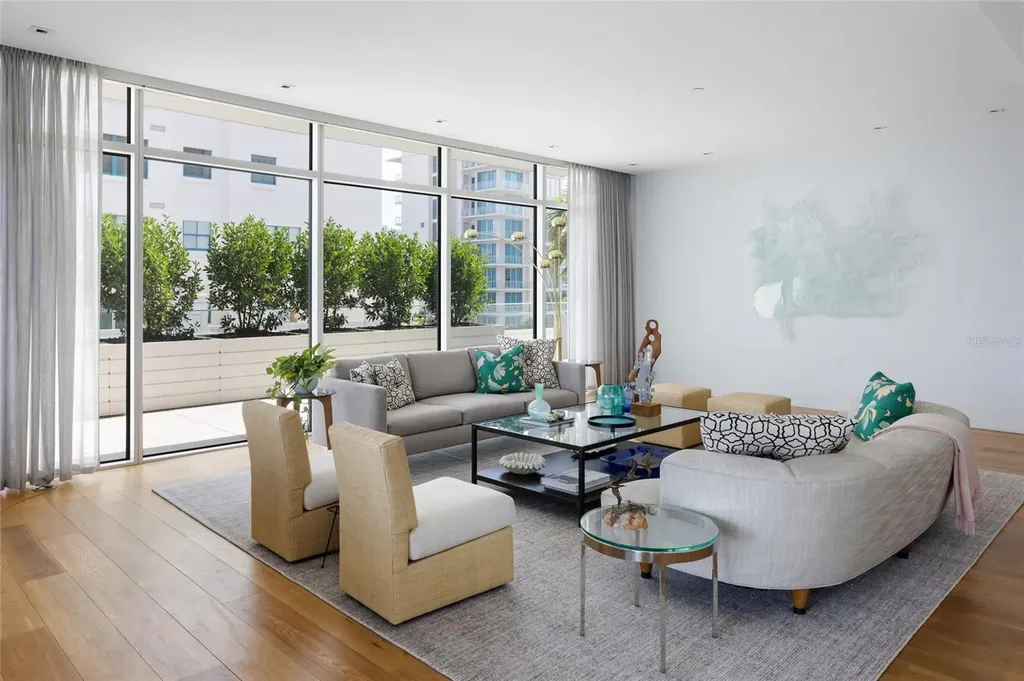 280 Golden Gate Point Sarasota FL 34236