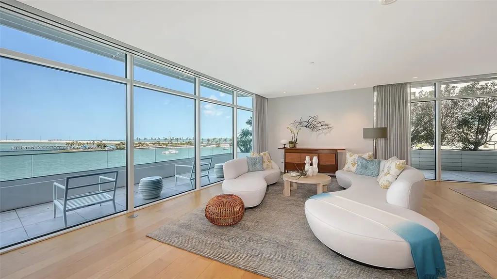 280 Golden Gate Point Sarasota FL 34236