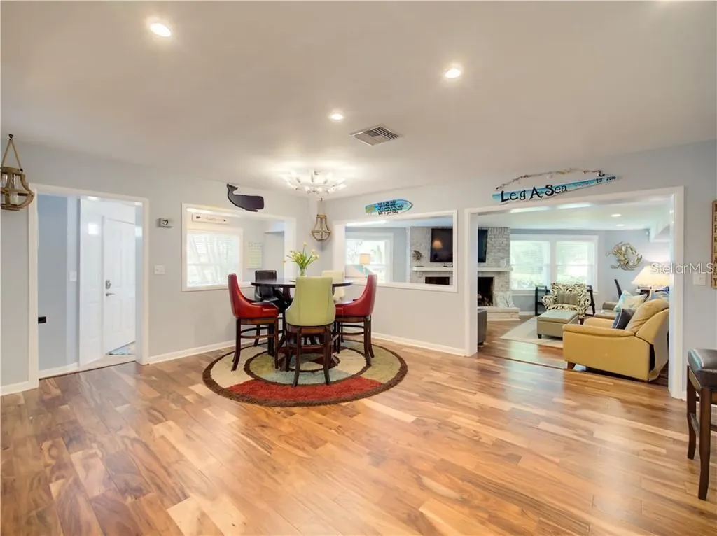 5815 Bali Way S St Pete Beach FL 33706