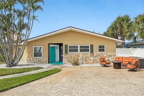 5815 Bali Way S St Pete Beach FL 33706