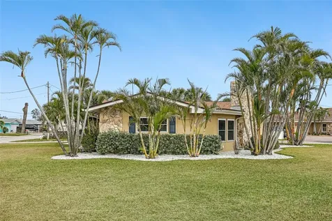 5815 Bali Way S St Pete Beach FL 33706