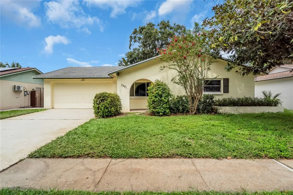 7281 61st Avenue N St Petersburg FL 33709
