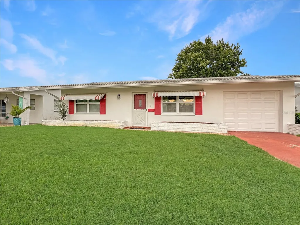 9737 36th Way N Pinellas Park FL 33782