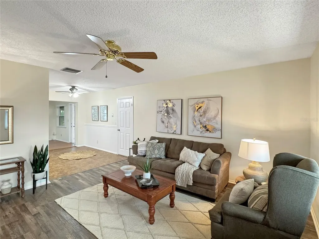 9737 36th Way N Pinellas Park FL 33782