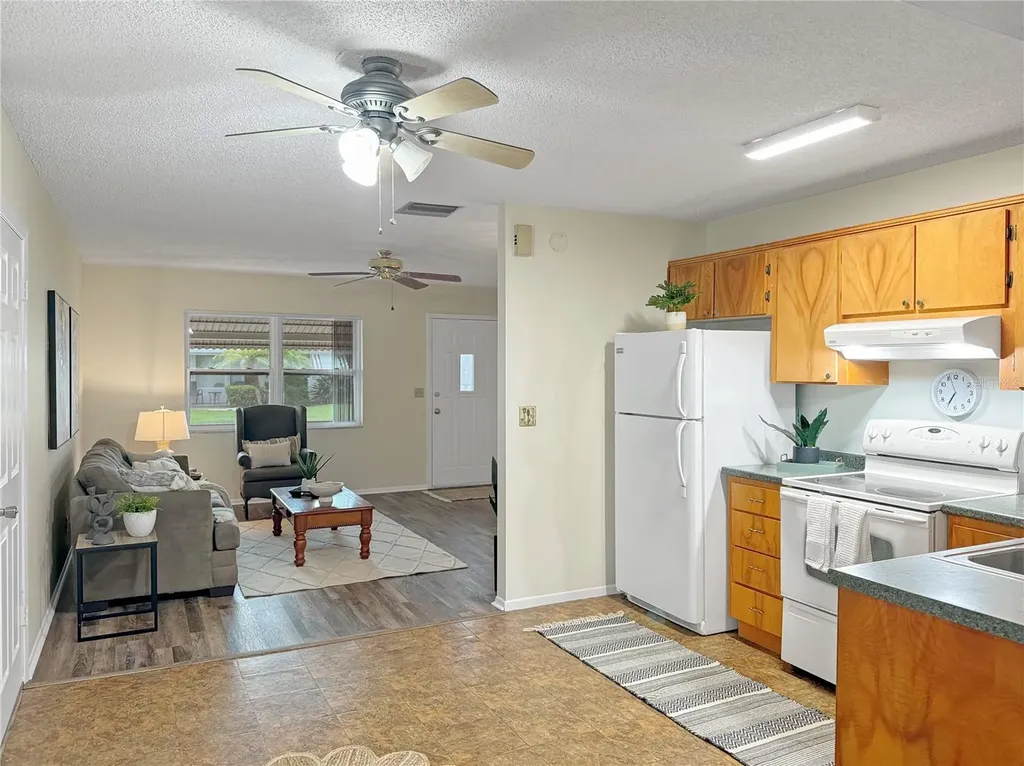 9737 36th Way N Pinellas Park FL 33782