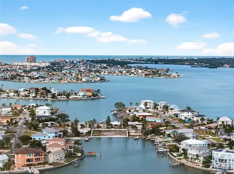 409 161st Avenue Redington Beach FL 33708
