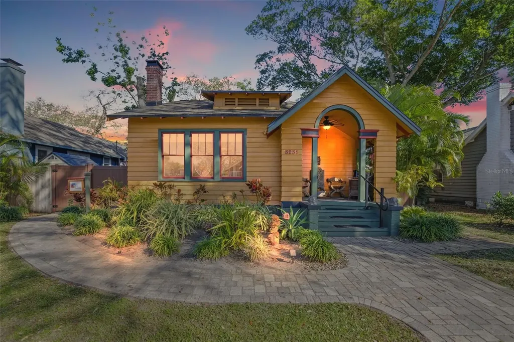 3235 8th Avenue N St Petersburg FL 33713