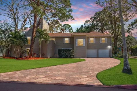 1130 Serpentine Drive S St Petersburg FL 33705